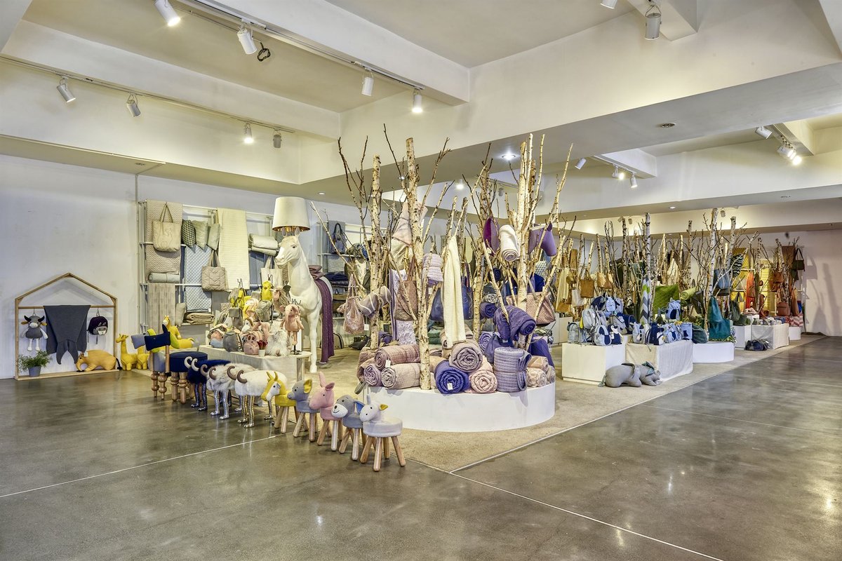 朗图家居用品展区