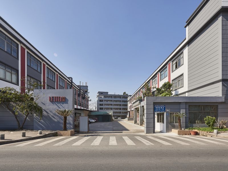 朗图家居工厂实景